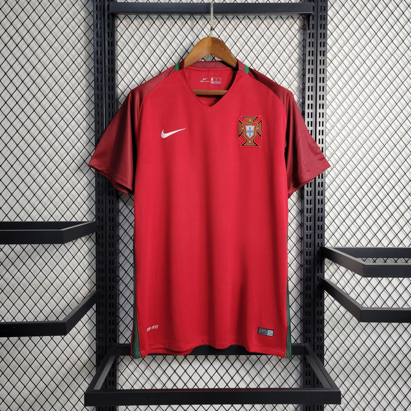 Camiseta Portugal vermelha retro 2016/17